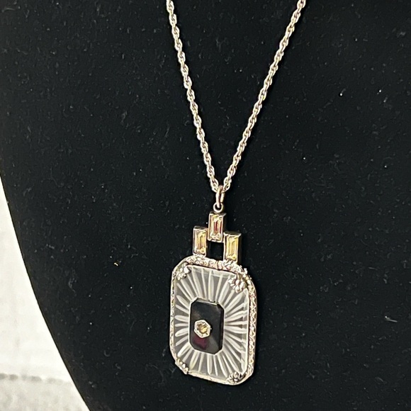 Vintage Camphor Glass Onyx Necklace - Picture 15 of 15